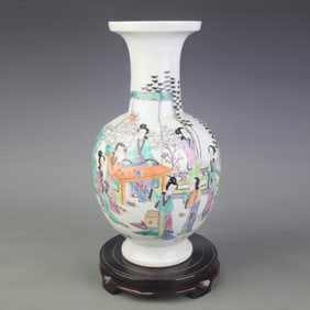 A FINE COLORED PAINTED FIGURE PATTERN APPRECIATION VASE