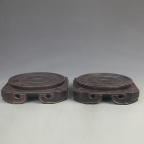 EBONY WOOD CARVED LOTUS PATTERN WOODEN BASE