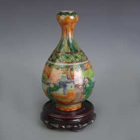 YELLOW GLAZE GREEN DECORATED FIGURE PATTERN GARLIC-HEAD VASE