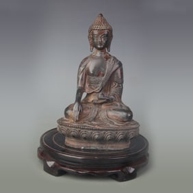 A FINE BRONZE MEDICINE BUDDHA
