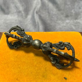 TIBETAN BUDDHIST BRONZE RITUAL ITEM
