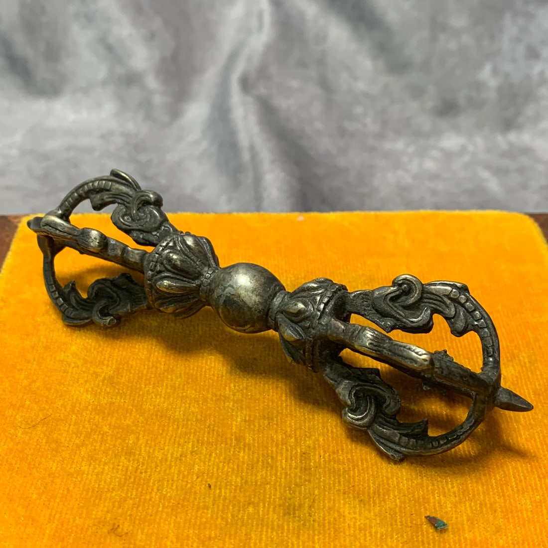 TIBETAN BUDDHIST BRONZE RITUAL ITEM (1 of 5)