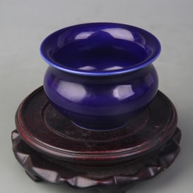 A FINE DARK BLUE COLOR GLAZED PORCELAIN WATER BASIN
