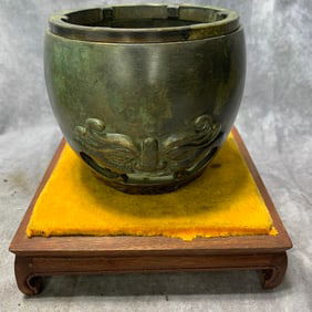 GILT BRONZE INCENSE BURNER WITH BEAST FACE MOTIF