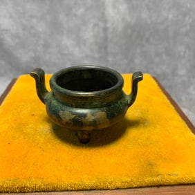 XUANDE MARK BRONZE SMALL TRIPOD INCENSE BURNER WITH UPRIGHT EARS