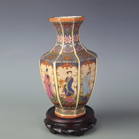 ENAMEL-COLOR CHARACTER PATTERN OCTAGONAL STYLE PORCELAIN VASE