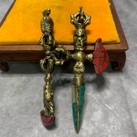SET OF TIBETAN BUDDHIST BRONZE RITUAL OBJECTS