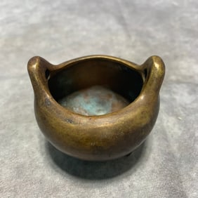 XUAN DE MARK BRONZE THREE FOOT BRIDGE-HANDLED CENSER