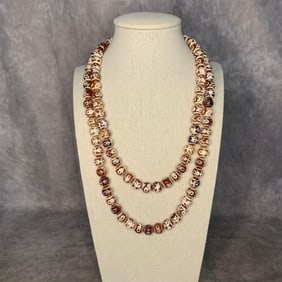 A FINE AGATE STONE MADE NECKLACE