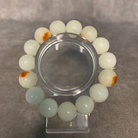 A FINE BODHI SEED MADE BRACELETS