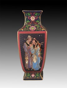 ENAMEL COLOR CHARACTER PATTERN PORCELAIN VASE
