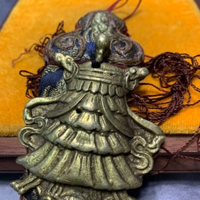 TIBETAN BUDDHIST BRONZE EMBROIDERED RITUAL OBJECT