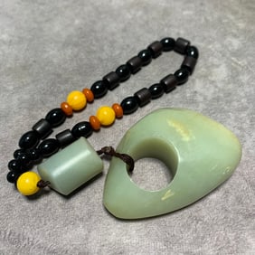 HETIAN JADE SEED MATERIAL HAND PIECE