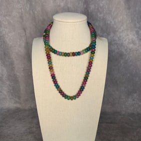 A FINE TOURMALINE STONE MADE BRACELET