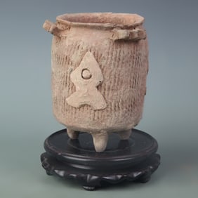COPY OF QI JIA CULTURE TRIPOD JAR
