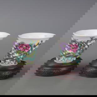 PAIR OF FAMILLE ROSE FLOWER PATTERN SMALL TEACUPS: Qing Dynasty Guang Xu Period; Diameter: 3.0 inch; High: 2.4 inch