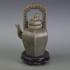CELADON COLOR GLAZED PORCELAIN EWER