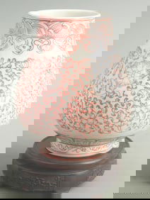 YU LI HONG GLAZED TWINING BRANCH PATTERN PORCELAIN VASE