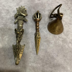 SET OF TIBETAN BUDDHISM RITUAL INSTRUMENTS