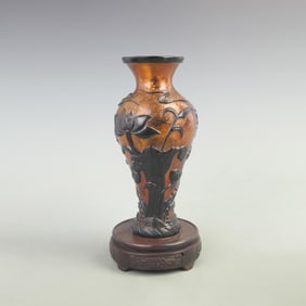 RARE FINE RUI SHOU PATTERN GLASS BOTTLE