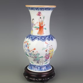 FAMILLE ROSE HUMAN FIGURE PATTERN PORCELAIN FLOWER VASE
