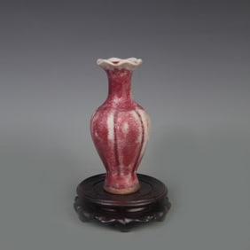 A SMALL FINE JUN KILN HEXAGONAL VASE
