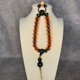 A FINE AMBER MADE NECKLACE