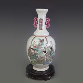 FAMILLE ROSE FIGURES DOUBLE-EARED PORCELAIN VASE