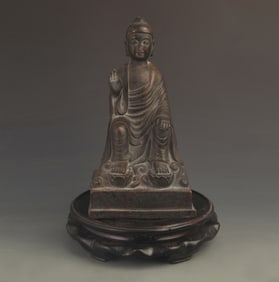 RARE FINE BRONZE SHAKYAMUNI STATUE