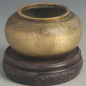A FINE BRONZE WATER BOWL