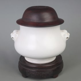 WHITE GLAZED BEAST EAR INCENSE BURNER WITH ROSEWOOD LID