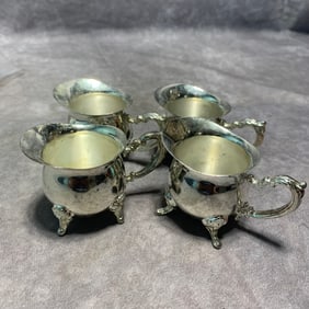 REPUBLIC PERIOD GILT SILVER-LINED MILK CUPS (SET OF 4)