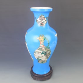 BLUE GROUND OPEN-PANEL DESIGN LARGE PORCELAIN VASE