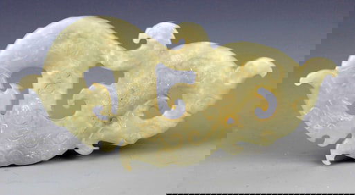 A FINE DRAGON SHAPE JADE