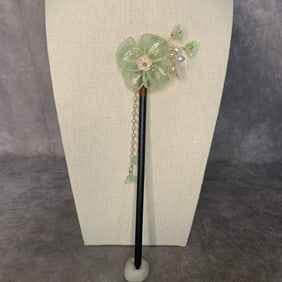 A FINE JADE MADE HAIR PIN