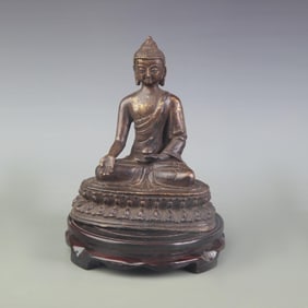 A FINE BRONZE SHAKYAMUNI BUDDHA STATUE