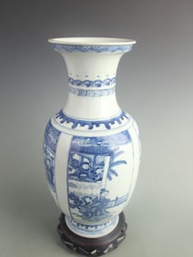 BLUE AND WHITE PORCELAIN FOUR-SIDED FIGURE DECORATIVE VASE