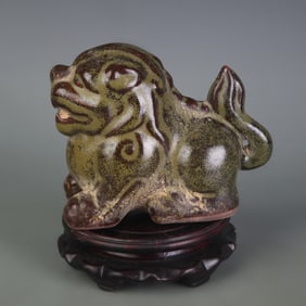 CELADON GLAZED MYTHICAL BEAST STYLE OLD PORCELAIN ORNAMENT