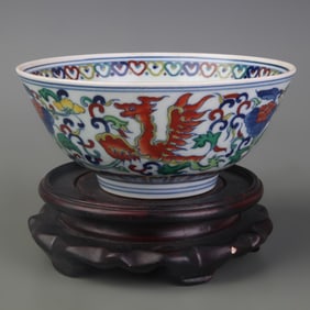 FAMILLE ROSE FLORAL AND BIRD PATTERN SQUARE PORCELAIN PEN HOLDER