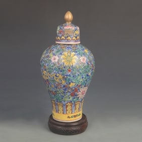 YELLOW GROUND FAMILLE ROSE COLOR MEIPING STYLE VASE WITH COVER
