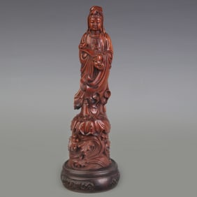 A FINE SMALL BOXWOOD MADE HAND GUAN YIN STATUE