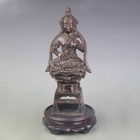 A FINELY MADE BUDDHA STATUE