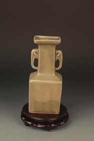 A COPY OF GUAN YAO ELEPHANT EAR PORCELAIN BOTTLE