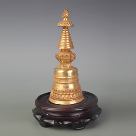 A FINE GILDED BRONZE RELIC PAGODA