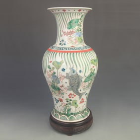 FAMILLE ROSE GUANYIN STYLE PORCELAIN VASE WITH FISH AND AQUATIC PLANT MOTIFS