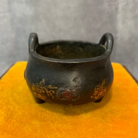 A FINE SMALL BRONZE CENSER