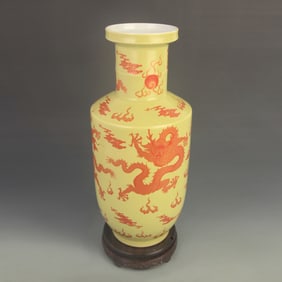 LARGE FAMILLE ROSE DRAGON PATTERN PORCELAIN VASE