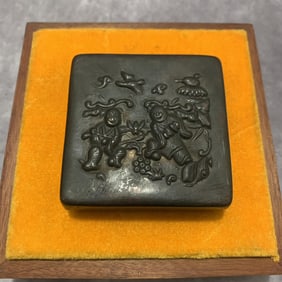 A FINELY CARVED BRONZE INK BOX