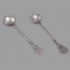 COIN STYLE SILVER PLATED SPOON (1 PAIR)