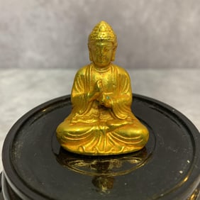A FINE SMALL BRONZE BUDDHA STATUE